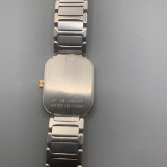 Older Movado Women's Quartz Watch SELLING AS IS - Picture 3 of 4